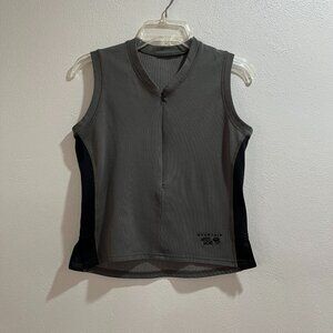 MOUNTAIN HARDWEAR Women's Black & Grey Sleeveless Top - Size 8